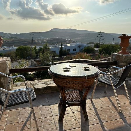Πέτρινο Εξοχικό Σπίτι Στη Σύρο Agros  Esterno foto