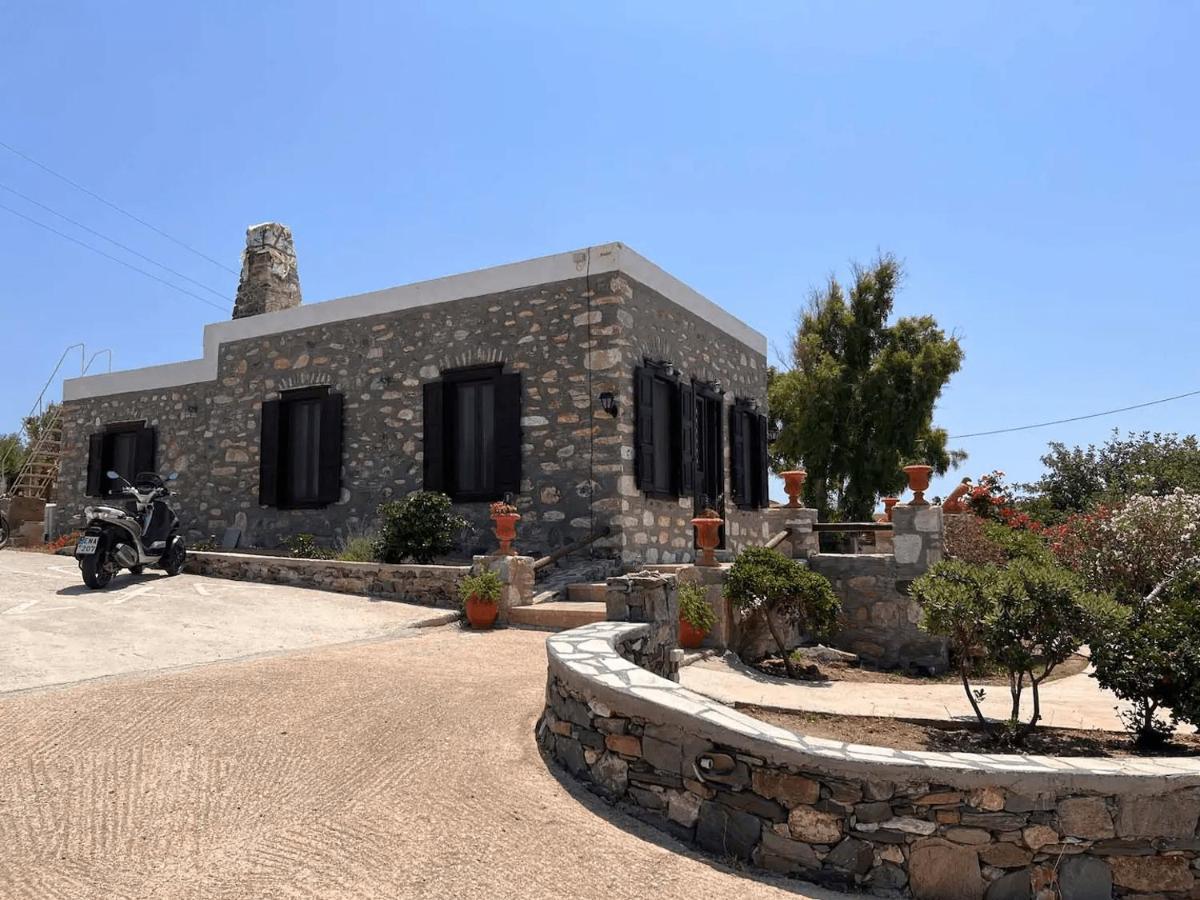 Πέτρινο Εξοχικό Σπίτι Στη Σύρο Agros  Esterno foto